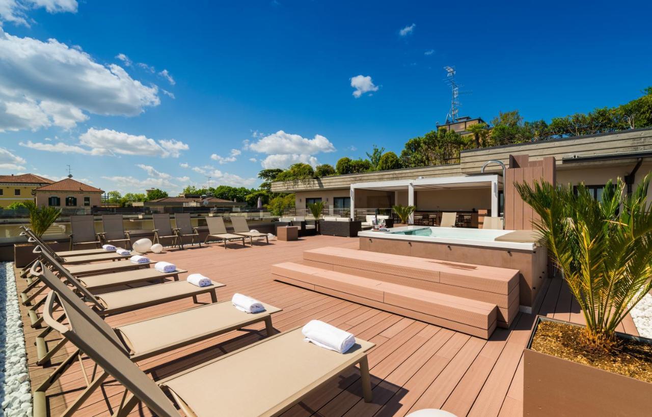 Hotel Desenzano ديسينسانو ديل غاردا المظهر الخارجي الصورة